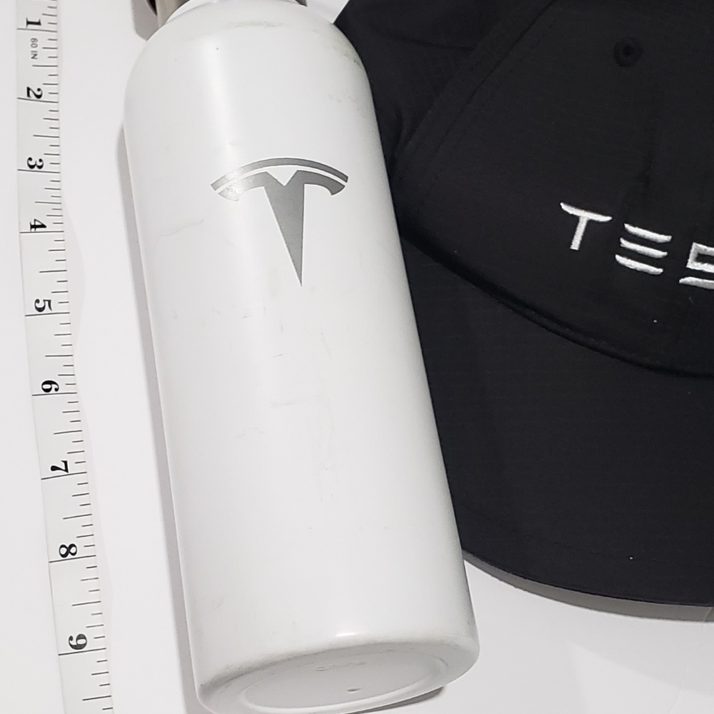 TESLA Cap, T-Shirt & Water Container - Picture 2 of 14